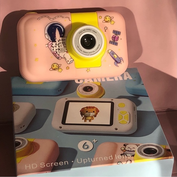 SALE ❗️3.5 inch Digital Camera for Kids Toy Gift 12MP 1080P Video Camera - Picture 3 of 10